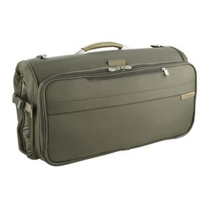 Briggs & Riley Baseline Compact Tri-Fold Garment Bag